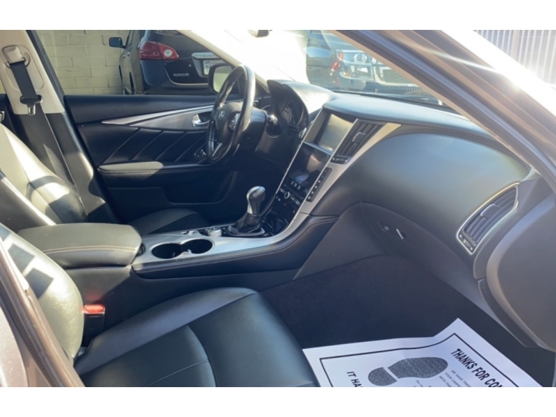 2016 INFINITI Q50 Premium - Photo 32