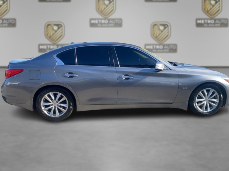 2016 INFINITI Q50 Premium - Photo 11