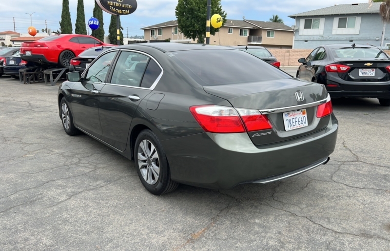 2015 Honda Accord LX photo 4