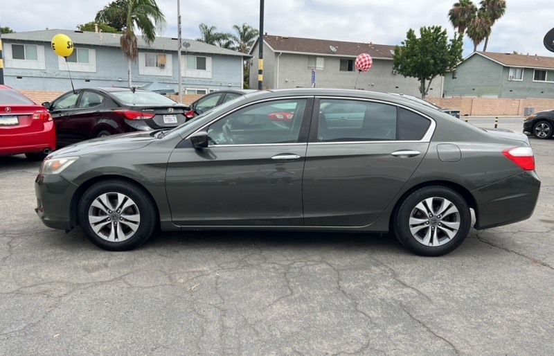 2015 Honda Accord LX photo 3