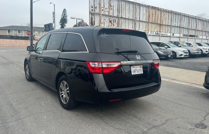 2011 Honda Odyssey EX photo 3