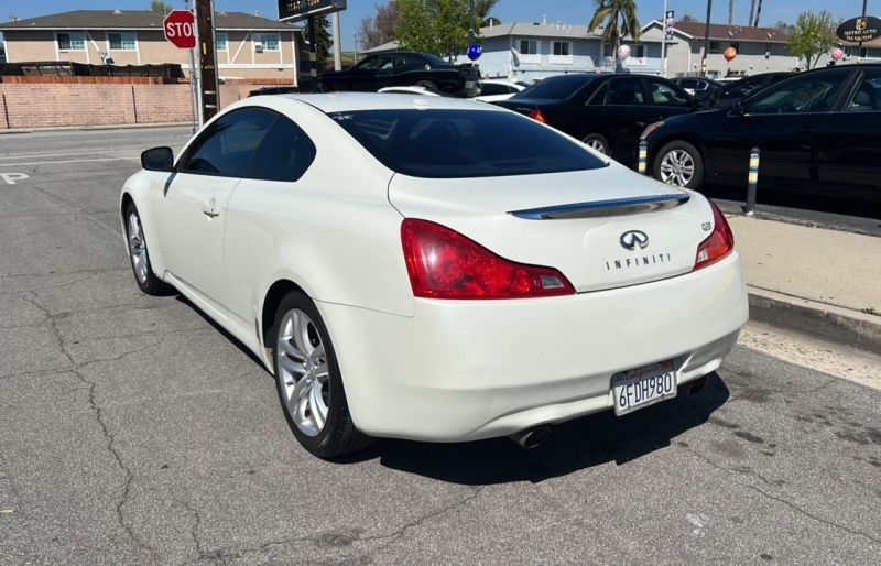 2008 Infiniti G37 Journey photo 3