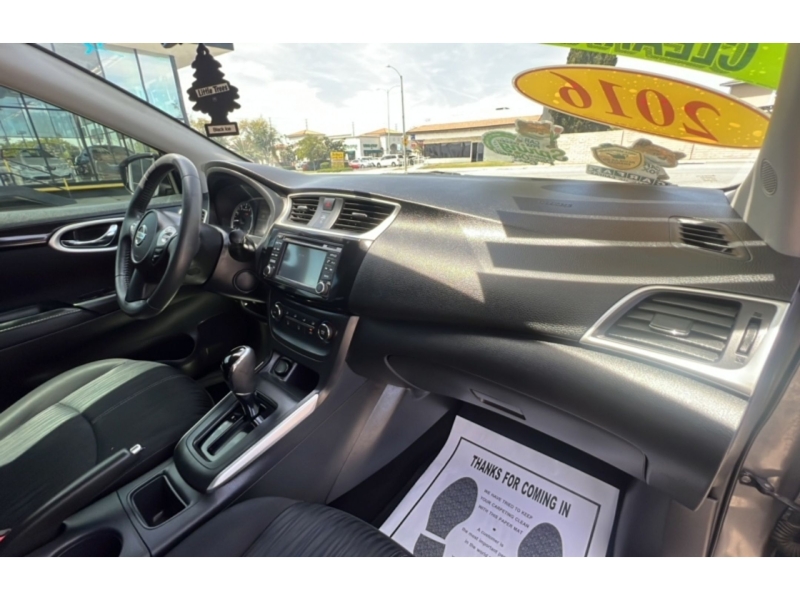2016 Nissan Sentra SV - Photo 23