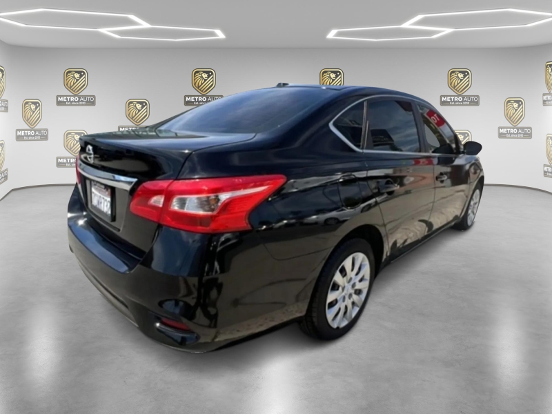 2016 Nissan Sentra SV - Photo 8