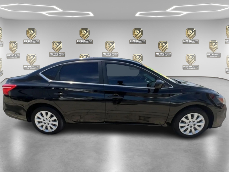 2016 Nissan Sentra SV - Photo 9