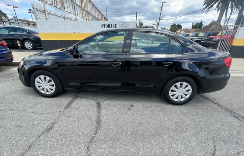 2014 Volkswagen Jetta S photo 3