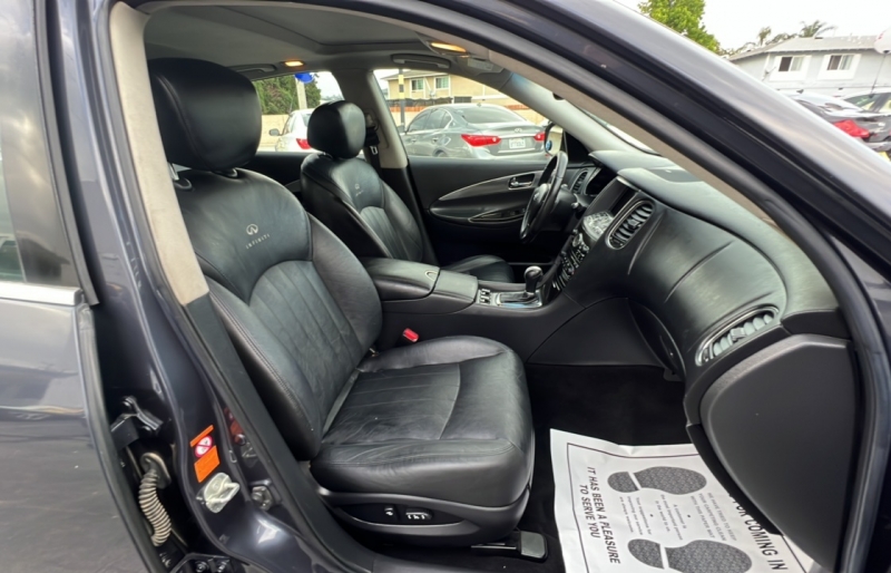 2008 Infiniti EX35 Journey photo 21