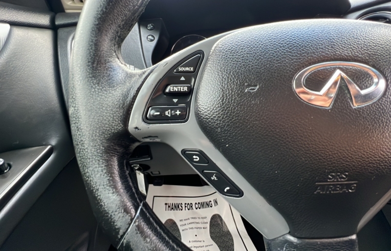 2008 Infiniti EX35 Journey photo 26