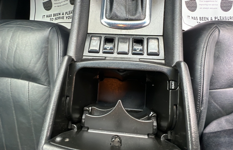2008 Infiniti EX35 Journey photo 30