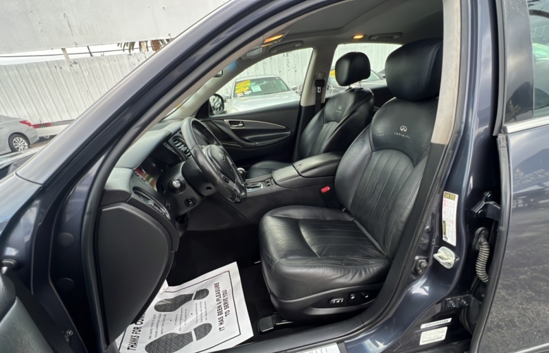 2008 Infiniti EX35 Journey photo 15