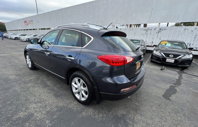 2008 Infiniti EX35 Journey photo 4