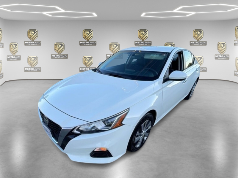 2020 Nissan Altima S's photo