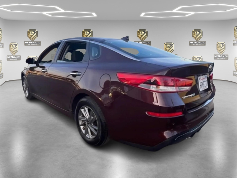 2020 Kia Optima LX - Photo 7