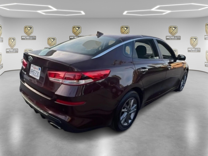 2020 Kia Optima LX - Photo 5