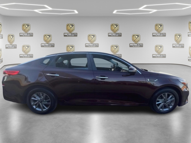 2020 Kia Optima LX - Photo 4