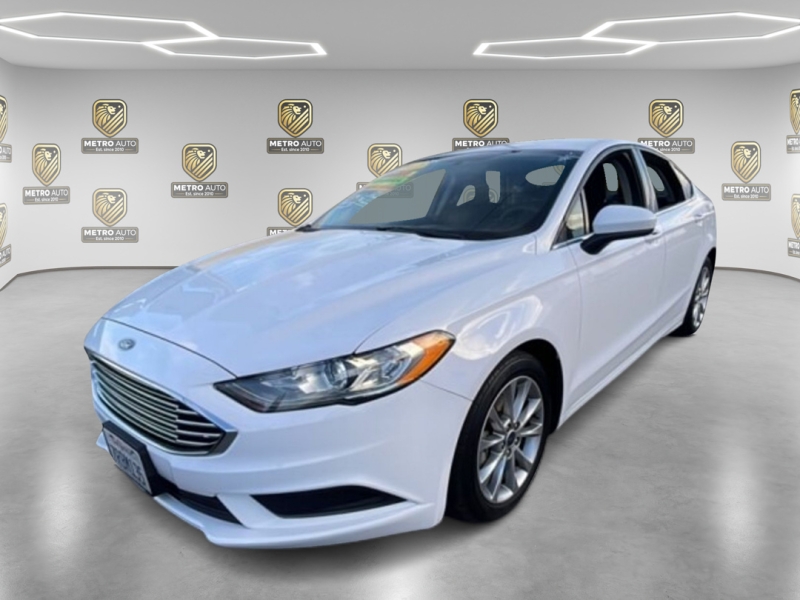 2017 Ford Fusion SE's photo