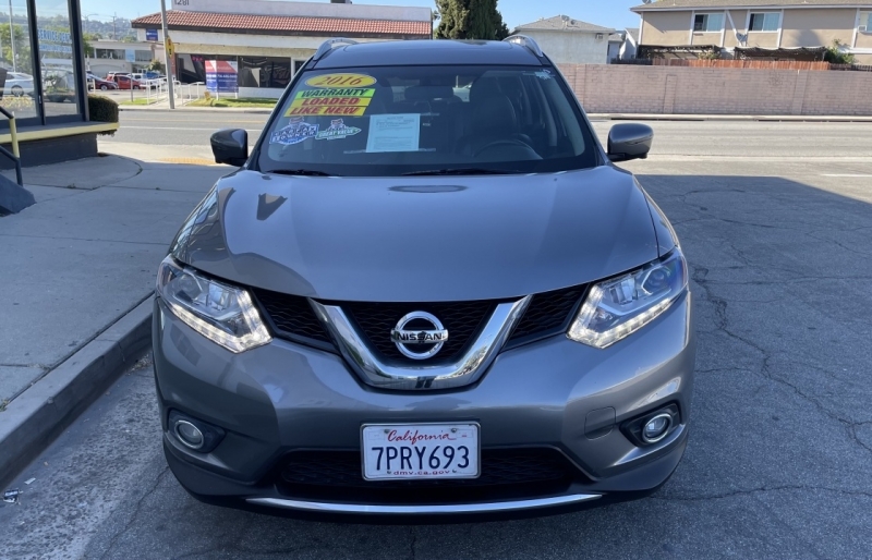 2016 Nissan Rogue SL photo 2