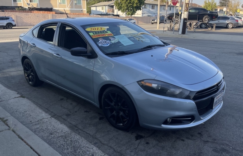 2013 Dodge Dart SXT photo 4