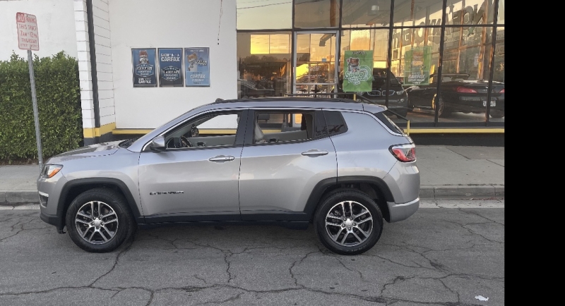 2019 Jeep Compass Latitude photo 8