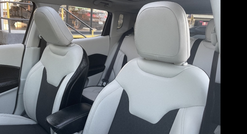 2019 Jeep Compass Latitude photo 10