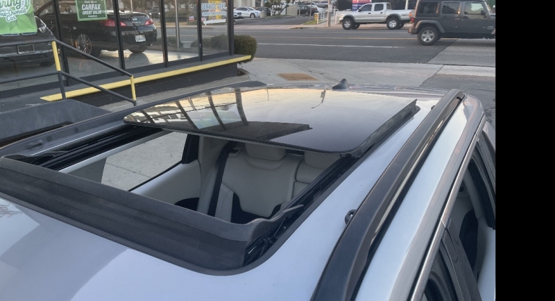 2019 Jeep Compass Latitude photo 9