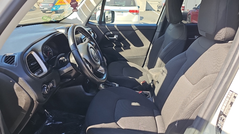 2016 Jeep Renegade Latitude photo 14