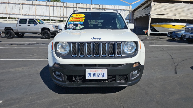 2016 Jeep Renegade Latitude photo 8