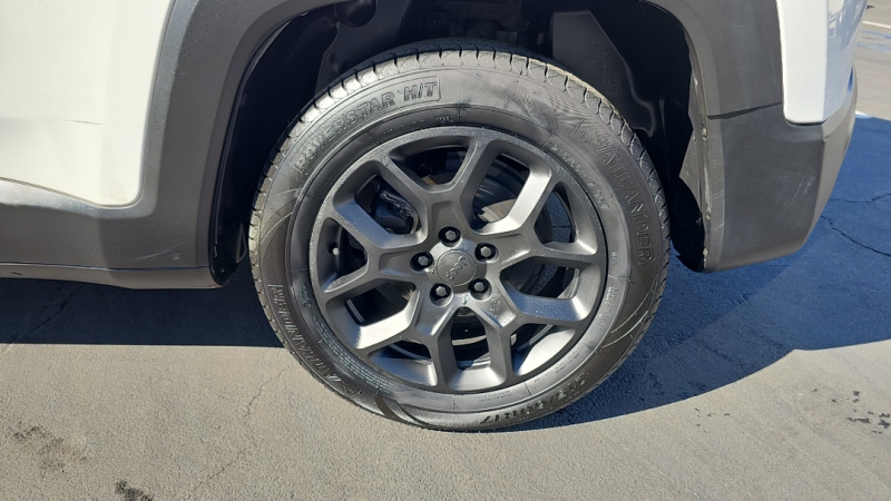 2016 Jeep Renegade Latitude photo 12