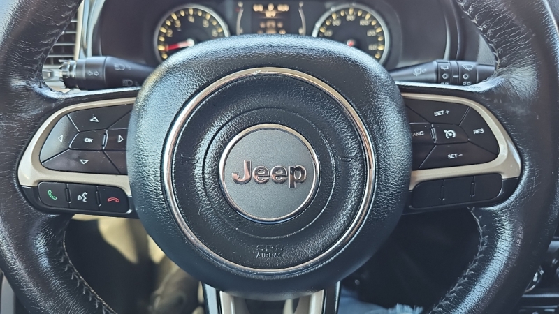 2016 Jeep Renegade Latitude photo 22