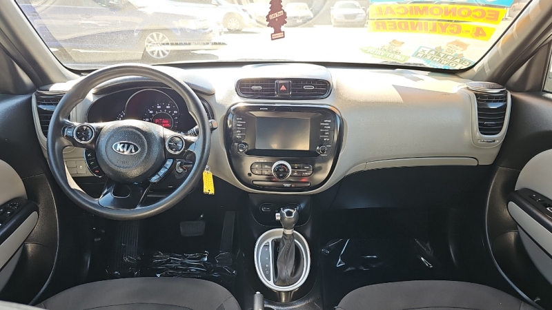 2019 Kia Soul Base photo 13