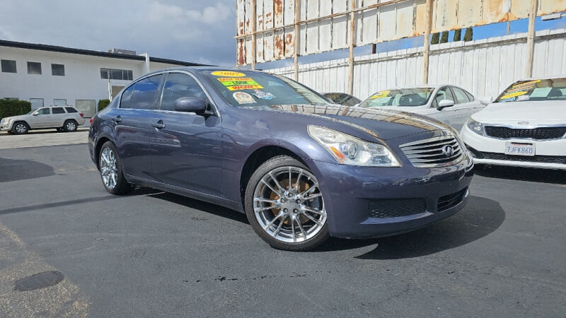 2007 Infiniti G35 Journey photo 2