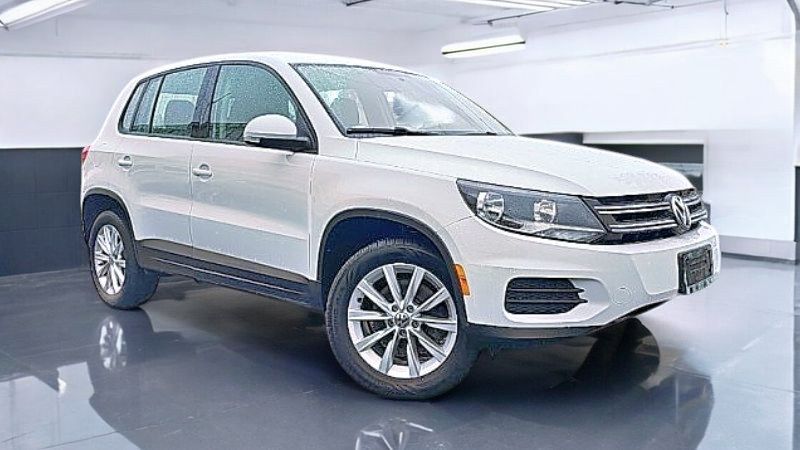 2017 Volkswagen Tiguan Limited Base