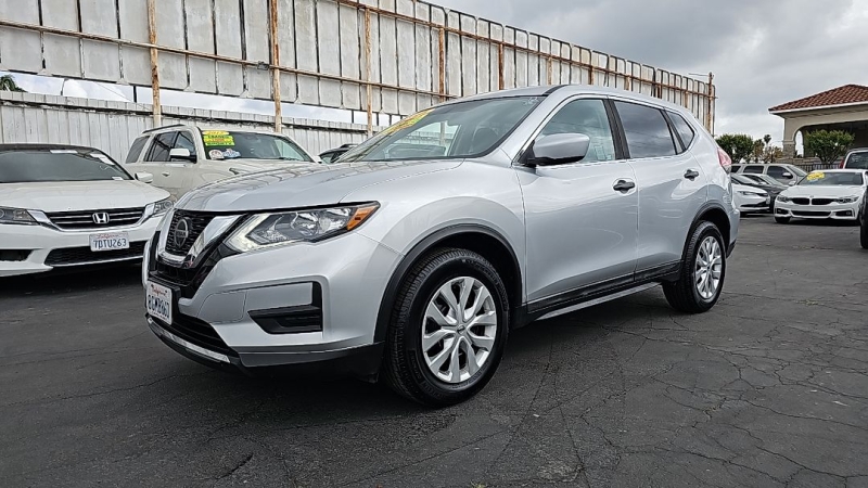 2018 Nissan Rogue S photo 4