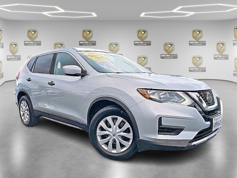 2018 Nissan Rogue S's photo