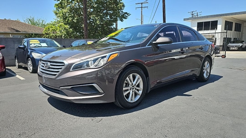 2016 Hyundai Sonata Base photo 4