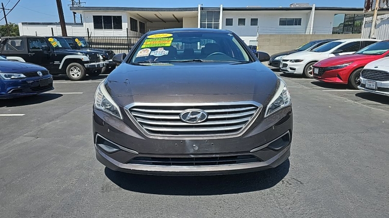 2016 Hyundai Sonata Base photo 3