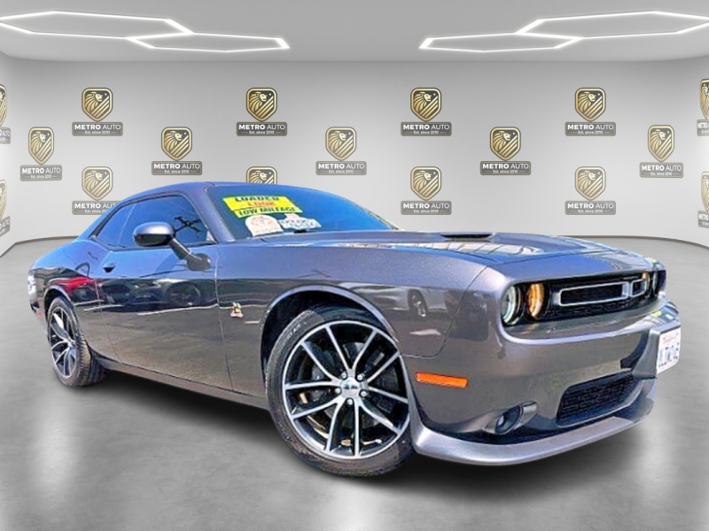 2015 Dodge Challenger Scat Pack's photo