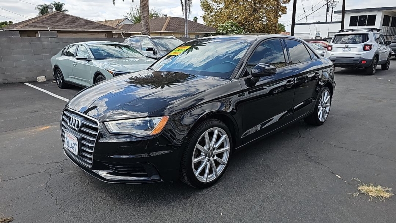 2015 Audi A3 1.8T Premium photo 4