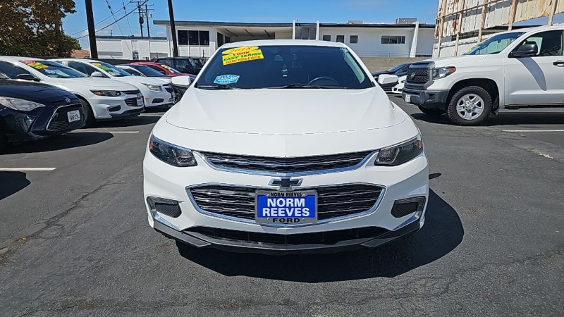 2018 Chevrolet Malibu 1LT photo 3