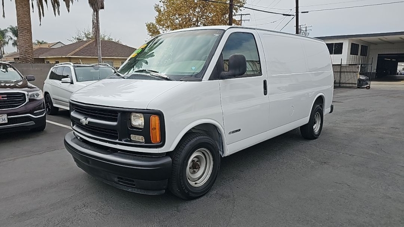 1999 Chevrolet Express 1500 photo 3