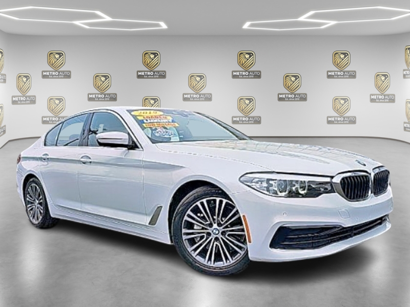2019 BMW 5 Series 530i's photo