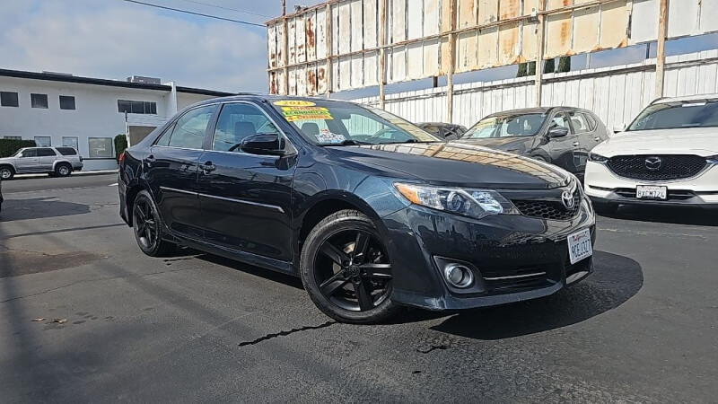 2013 Toyota Camry SE