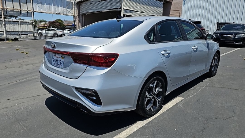 2020 Kia Forte LXS LOOKS AND DRIVES LIKE NEW LOW MILES