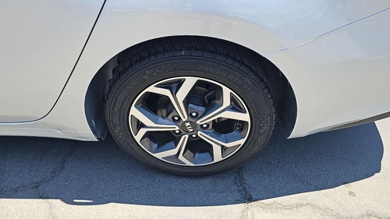2020 Kia Forte LXS LOOKS AND DRIVES LIKE NEW LOW MILES