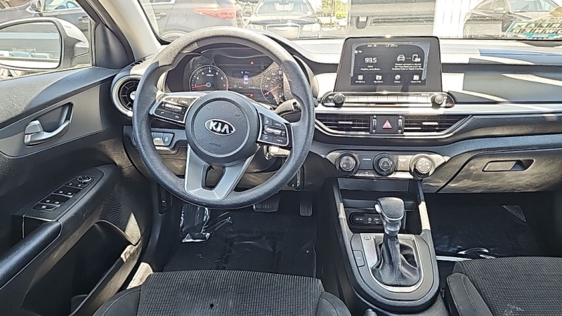 2020 Kia Forte LXS LOOKS AND DRIVES LIKE NEW LOW MILES