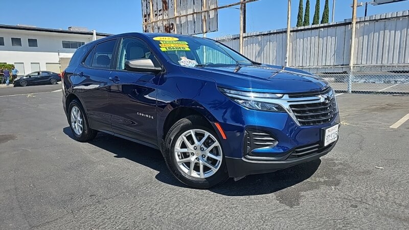 2022 Chevrolet Equinox AWD LS's photo