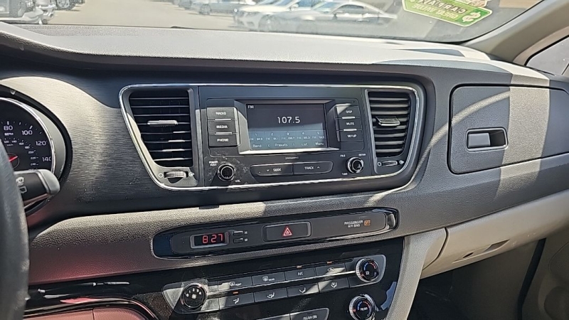 2017 Kia Sedona L
