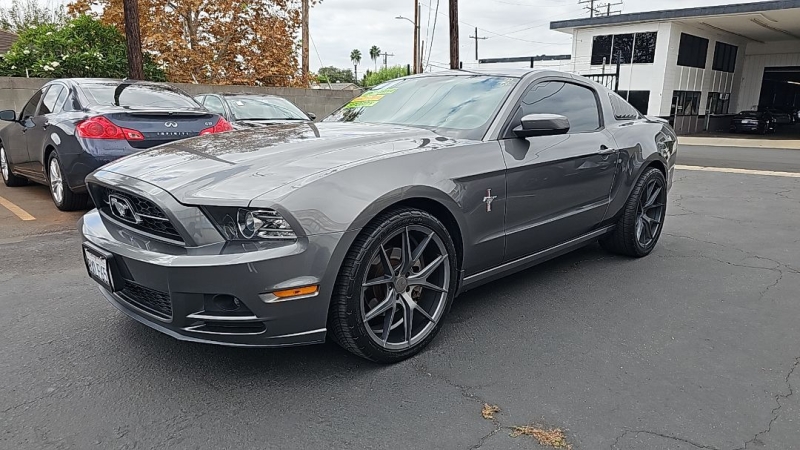 2013 Ford Mustang V6