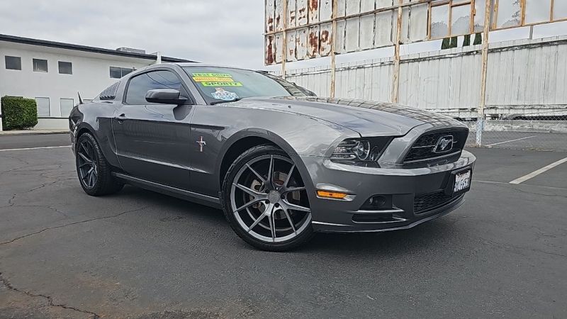 2013 Ford Mustang V6