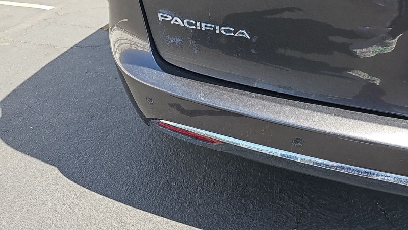 2017 Chrysler Pacifica Touring Plus